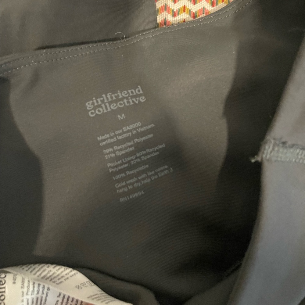Girlfriend Collective High Rise Compressive Pocket Leggings - Picture 3 of 7